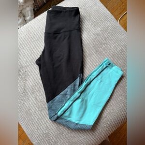 Old Navy Women's Leggings - Black, Gray, and Aqua